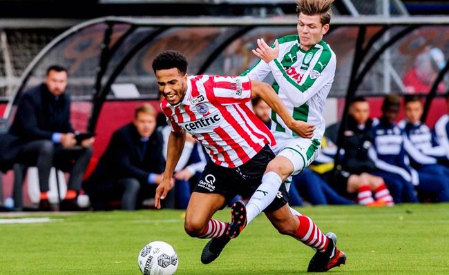 在保证球员 在保证球员