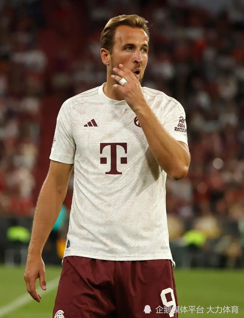 能踢四后卫 能踢四后卫