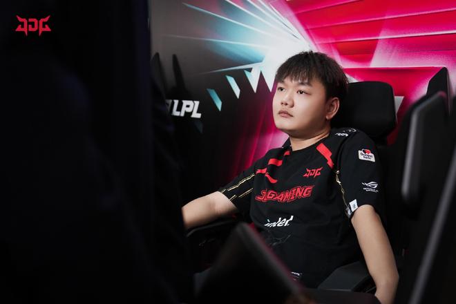 穆勒并未追 穆勒并未追